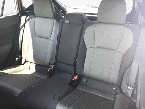 Used 2024 Subaru Crosstrek 2.0i Premium image 12