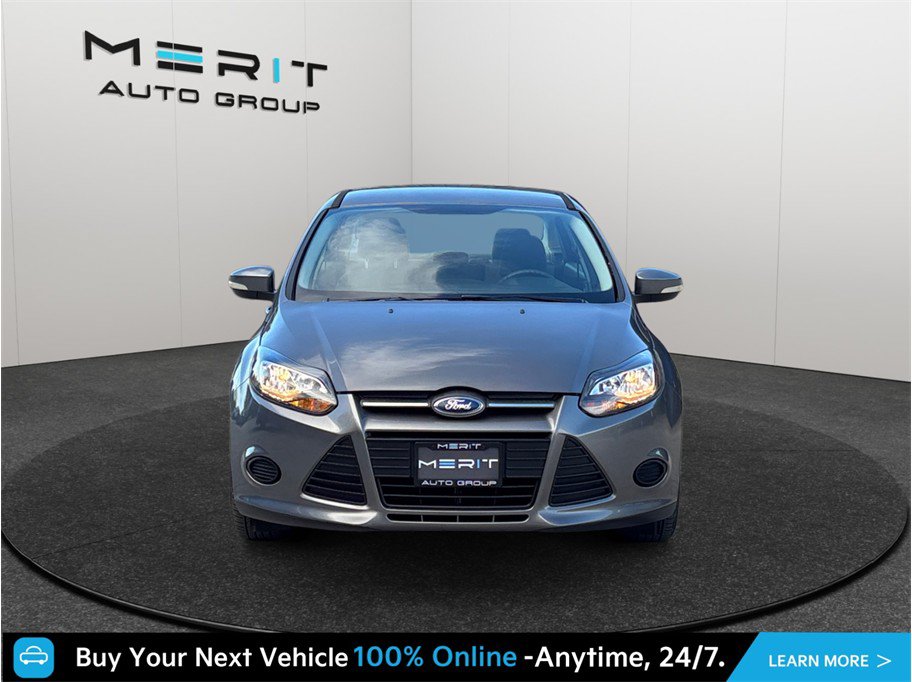 Used 2013 Ford Focus SE w/ Super Fuel Economy (SFE) Pkg FWD image 3