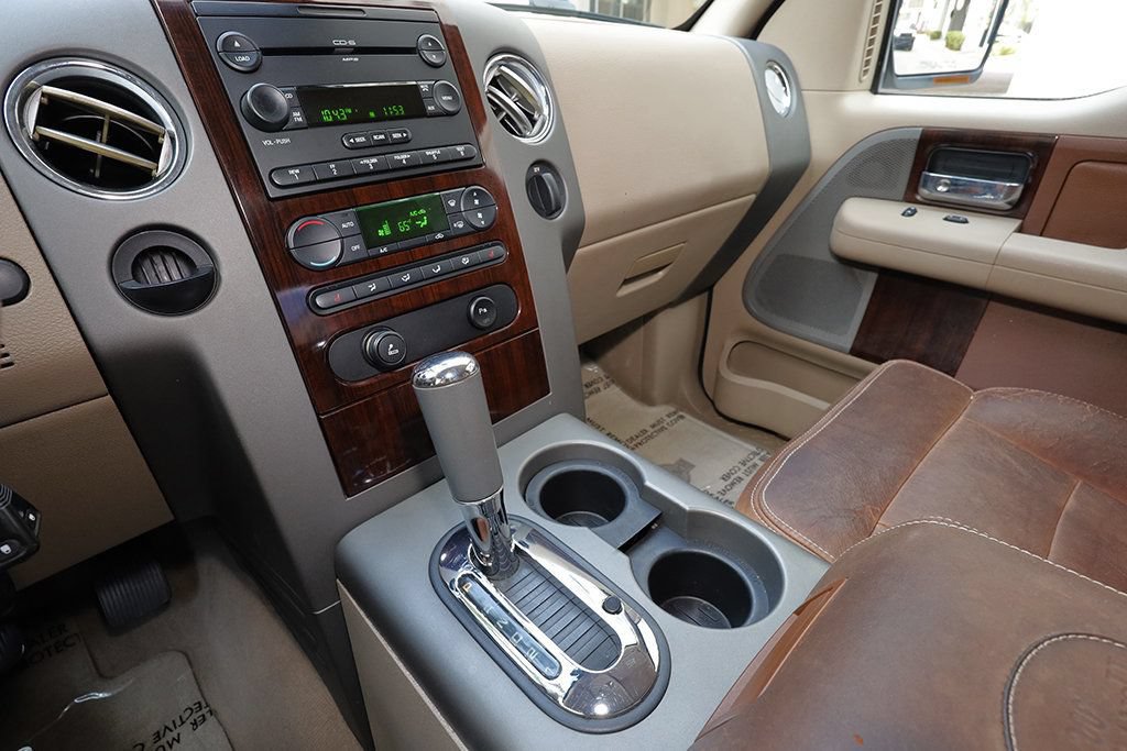 Used 2005 Ford F150 King Ranch RWD image 38