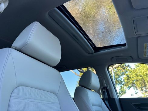 Used 2025 Honda CR-V EX-L image 17