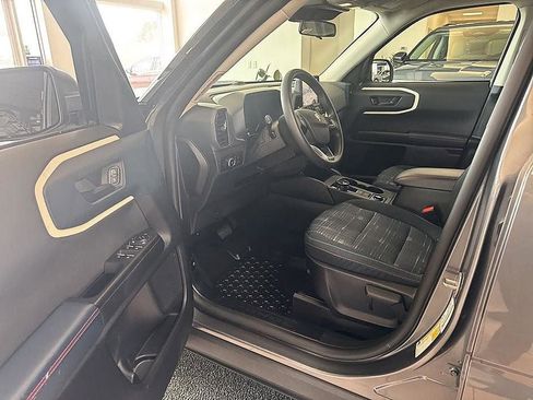 Used 2024 Ford Bronco Sport Heritage image 9