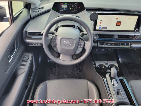 Used 2026 Toyota Prius Plug-In Hybrid image 12