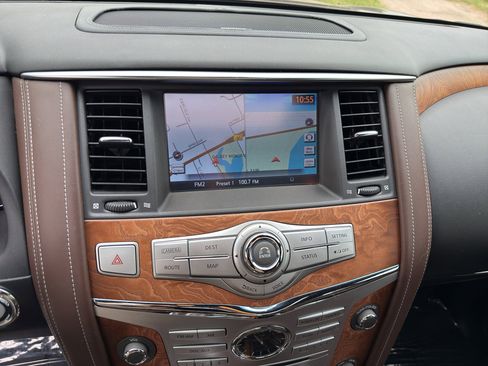 Used 2017 INFINITI QX80 Limited w/ All Season Package image 21
