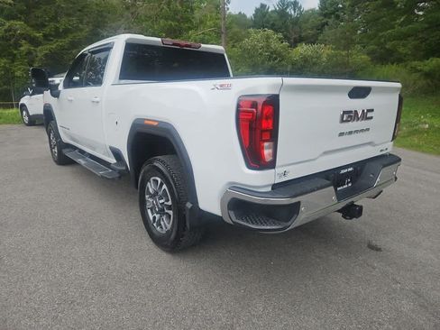 Used 2025 GMC Sierra 2500 SLE w/ SLE Value Package; AWD/4WD image 3
