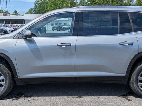 New 2026 Buick Enclave Preferred AWD/4WD image 6