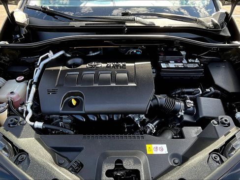 Used 2020 Toyota C-HR LE image 9