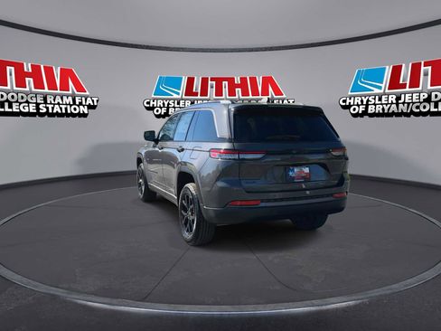 New 2026 Jeep Grand Cherokee Altitude AWD/4WD image 6