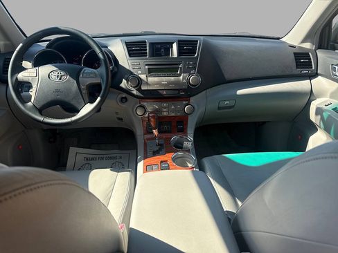 Used 2009 Toyota Highlander Limited FWD image 21