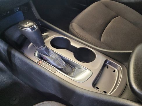 Used 2019 Chevrolet Malibu LS image 26