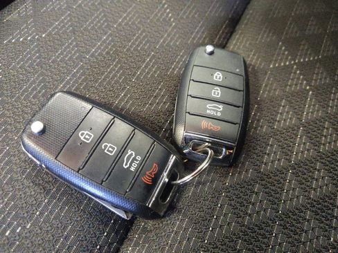 Used 2019 Kia Rio S w/ Technology Package FWD image 32
