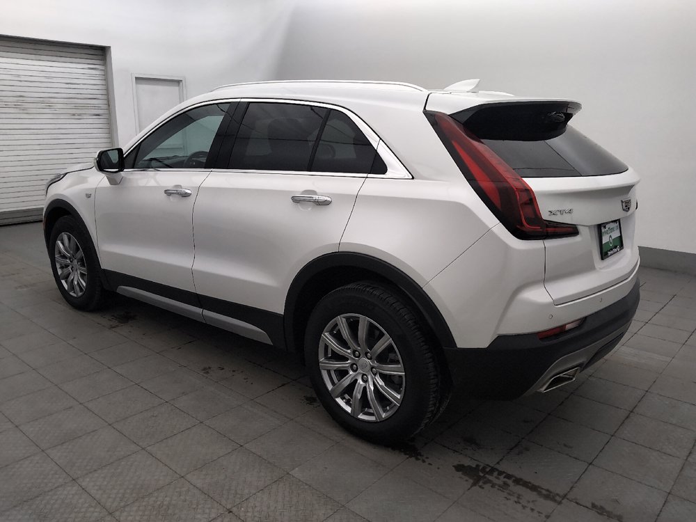 Used 2023 Cadillac XT4 Premium Luxury w/ Driver Assist Package FWD image 3