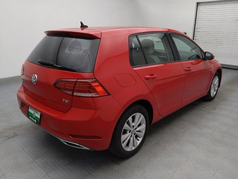 Used 2018 Volkswagen Golf SE image 9