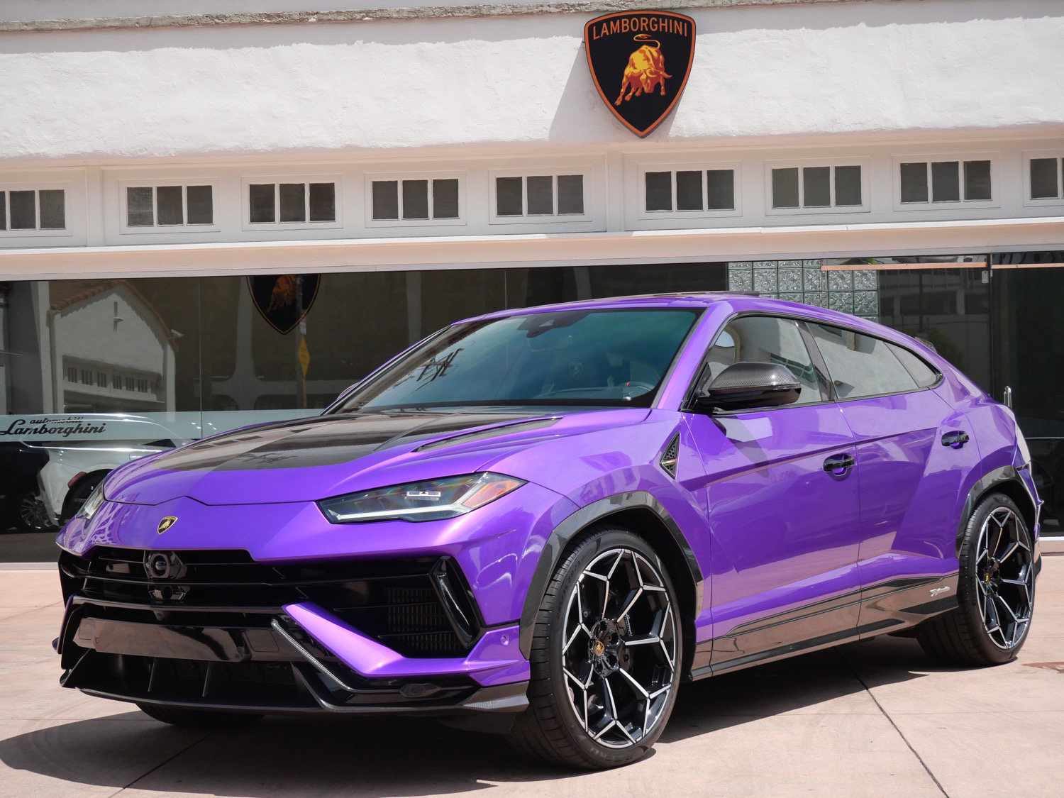 Used 2024 Lamborghini Urus Performante AWD/4WD image 25