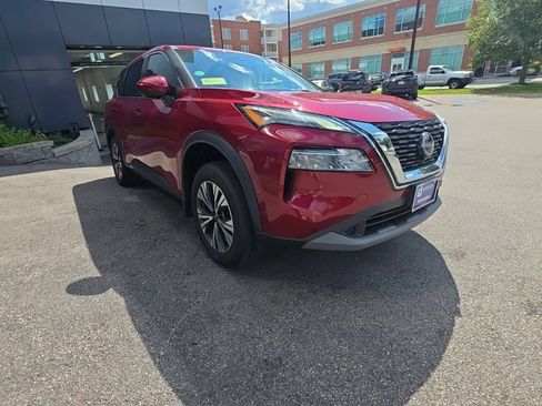 Used 2023 Nissan Rogue SV AWD/4WD image 7