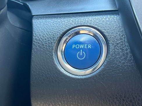 Used 2021 Toyota Camry LE image 24