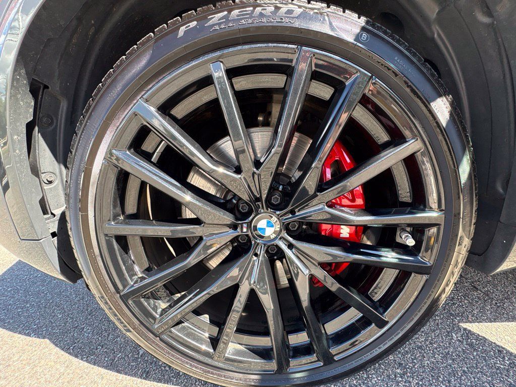 Used 2026 BMW X5 M60i AWD/4WD image 23