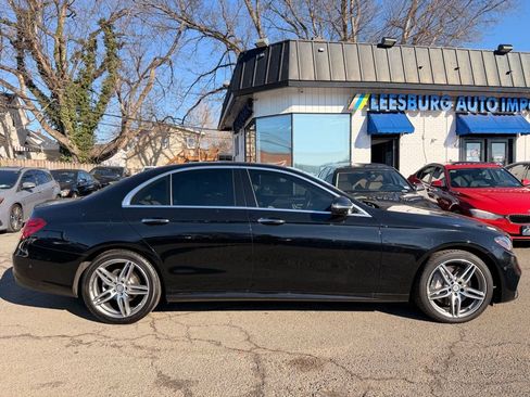 Used 2017 Mercedes-Benz E 300 4MATIC image 6