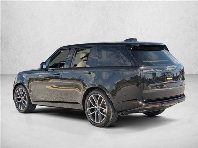 Used 2026 Land Rover Range Rover SE AWD/4WD image 9
