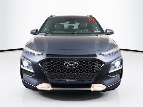 Used 2019 Hyundai Kona Limited w/ Cargo Package AWD/4WD image 2