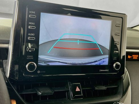 Used 2021 Toyota Corolla LE w/ LE Convenience Package FWD image 13