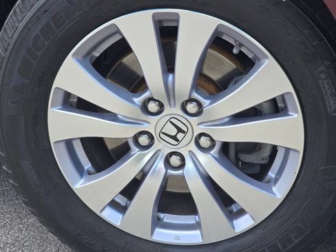 Used 2016 Honda Odyssey SE image 4