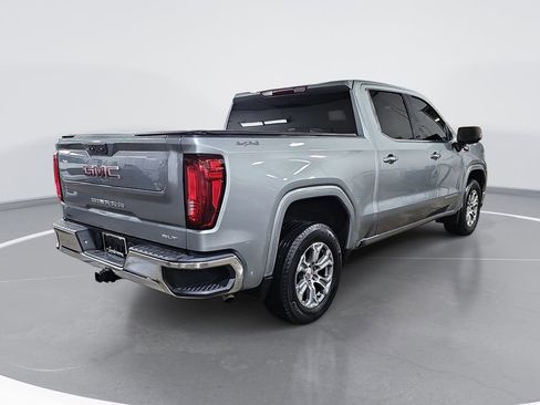 Used 2023 GMC Sierra 1500 SLT w/ SLT Convenience Package image 3