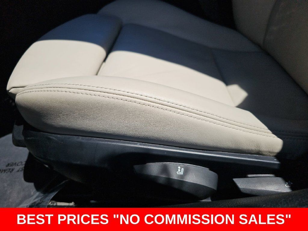 Used 2011 BMW Z4 sDrive35i RWD image 27