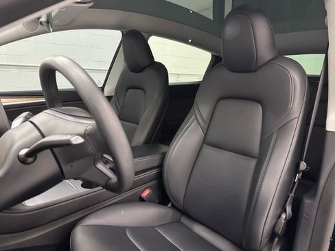 Used 2023 Tesla Model Y Long Range image 13