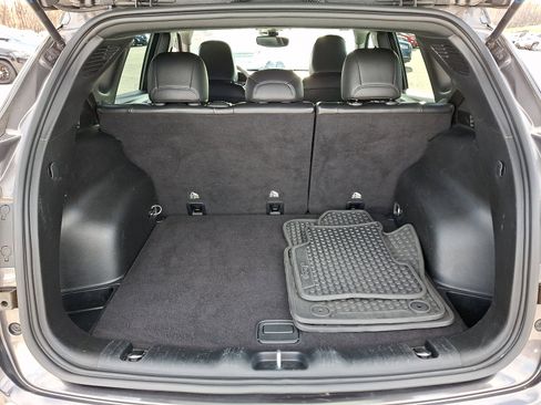 Used 2023 Jeep Compass Trailhawk image 28