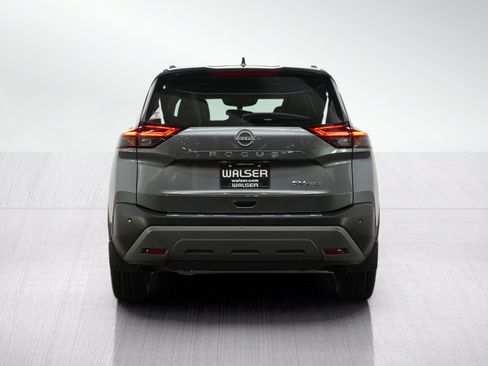 Used 2023 Nissan Rogue SV w/ SV Premium B Package AWD/4WD image 4