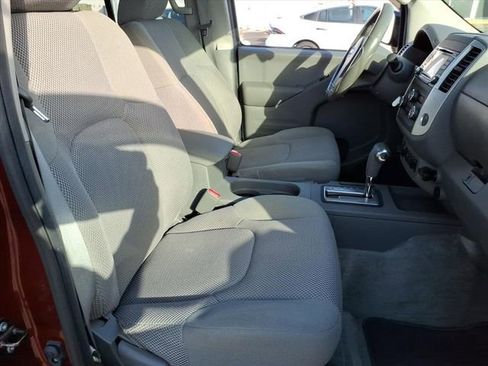 Used 2016 Nissan Frontier SV w/ SV Value Truck Package image 16