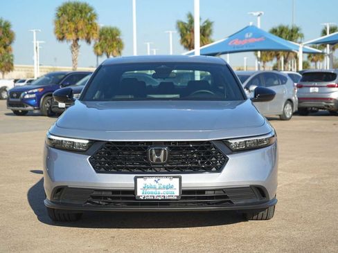 Used 2025 Honda Accord Sport image 6