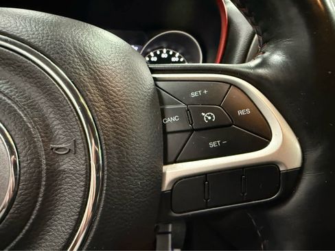 Used 2019 Jeep Compass Trailhawk w/ Leather Interior Group image 15