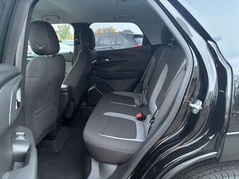 Used 2025 Chevrolet TrailBlazer LT image 23