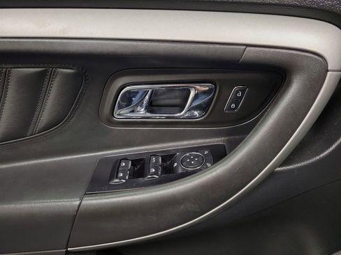 Used 2018 Ford Taurus SEL w/ Equipment Group 201A image 19