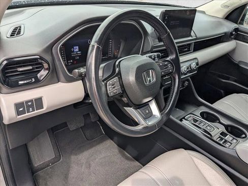 Used 2023 Honda Pilot Elite image 10