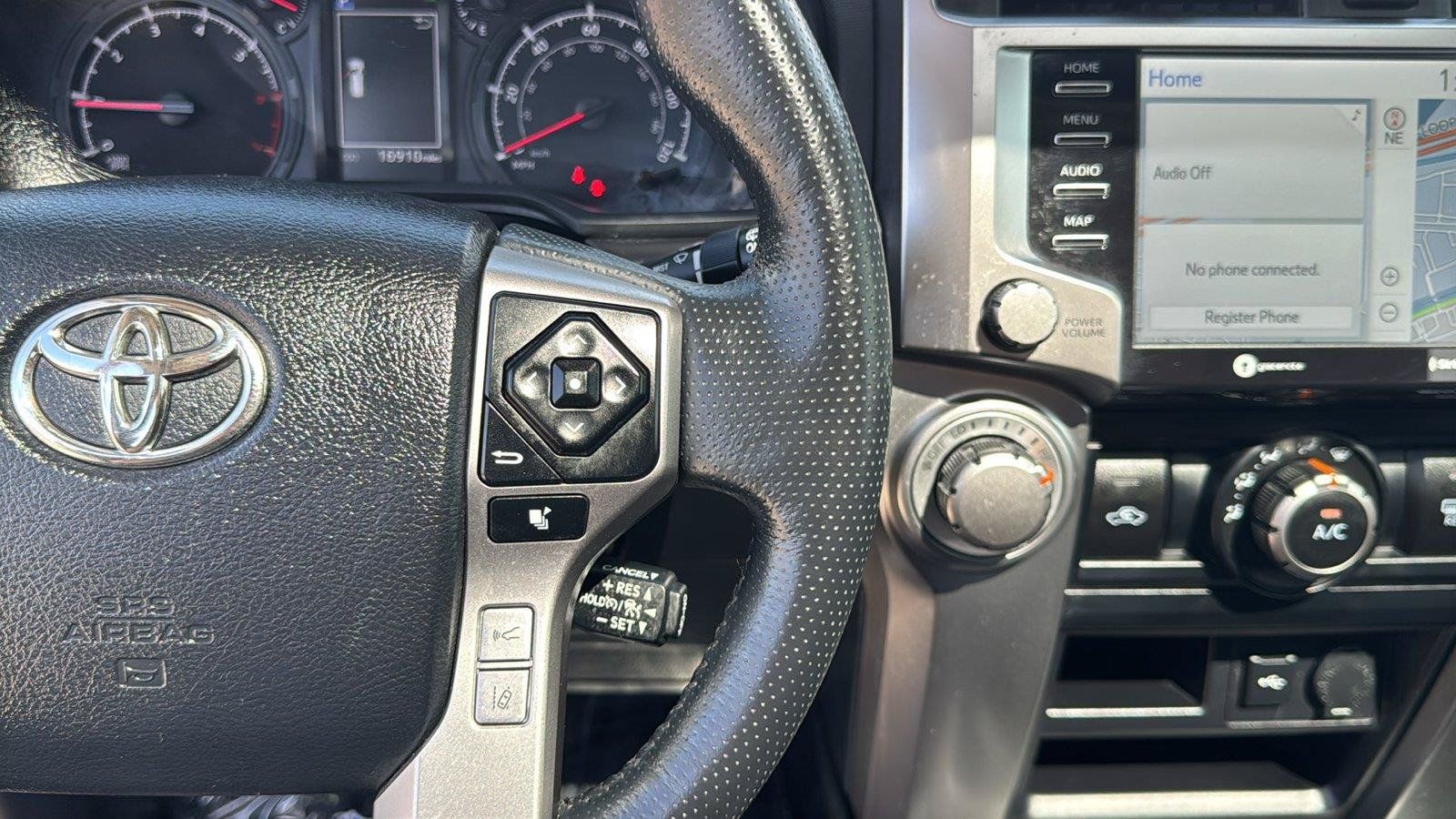 Used 2023 Toyota 4Runner SR5 Premium w/ Moonroof Package RWD image 20