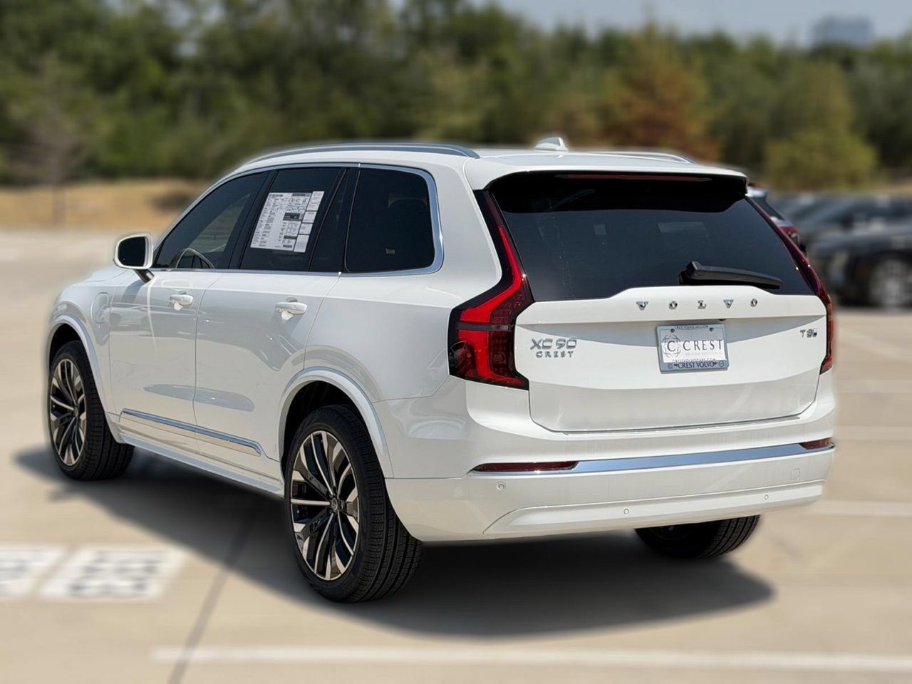 New 2026 Volvo XC40 B5 Plus w/ Climate Package AWD/4WD image 5
