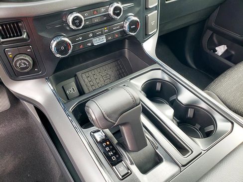 New 2025 Ford F150 XLT image 8