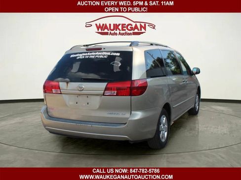 Used 2005 Toyota Sienna LE w/ LE Pkg 6 FWD image 4