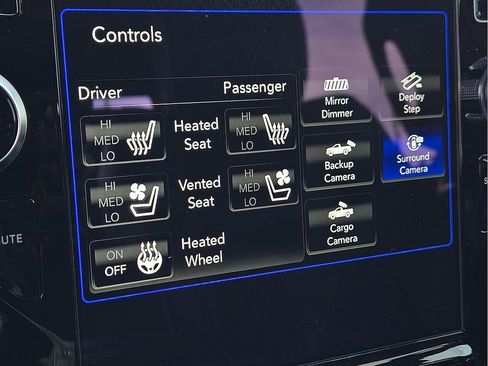 Used 2021 RAM 2500 Limited image 15