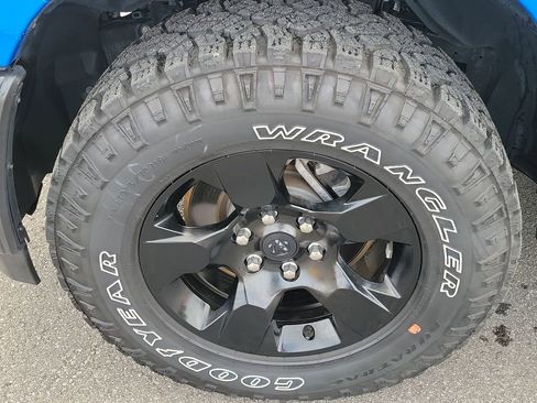 Used 2025 RAM 1500 Classic Warlock image 9