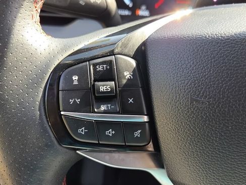 Used 2025 Ford Explorer ST-Line AWD/4WD image 25