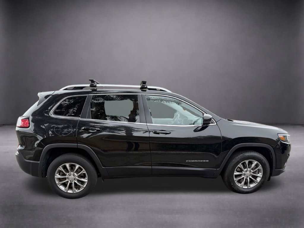 Used 2020 Jeep Cherokee Latitude Plus w/ Cold Weather Group AWD/4WD image 14