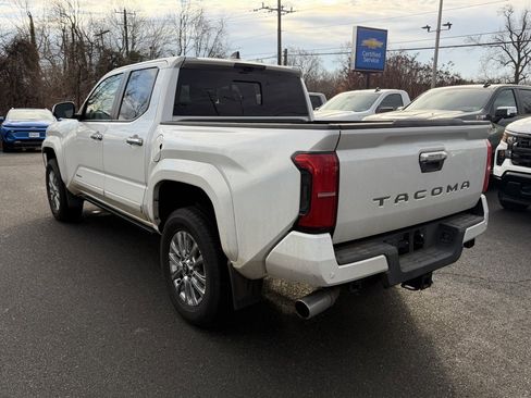 Used 2024 Toyota Tacoma Limited image 6