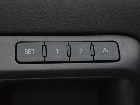 Used 2019 Chevrolet Silverado 3500 LTZ image 13