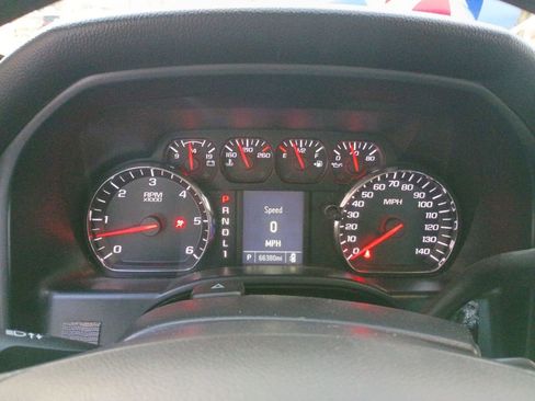 Used 2018 Chevrolet Silverado 2500 W/T w/ WT Fleet Convenience Package image 15