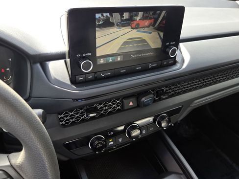 Certified 2025 Honda Accord LX image 20