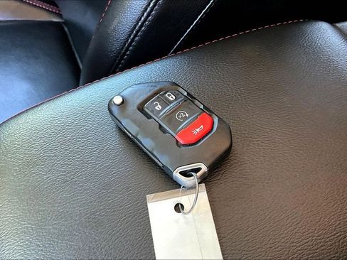 Used 2021 Jeep Wrangler Unlimited Rubicon AWD/4WD image 33