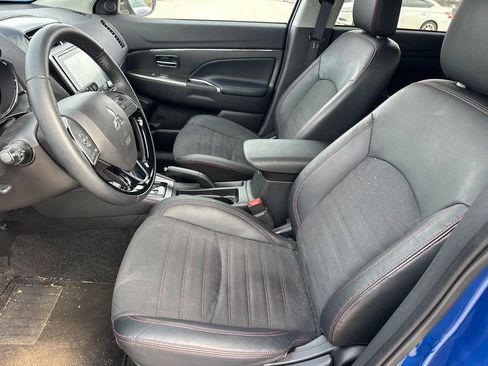 Used 2023 Mitsubishi Outlander Sport ES image 10